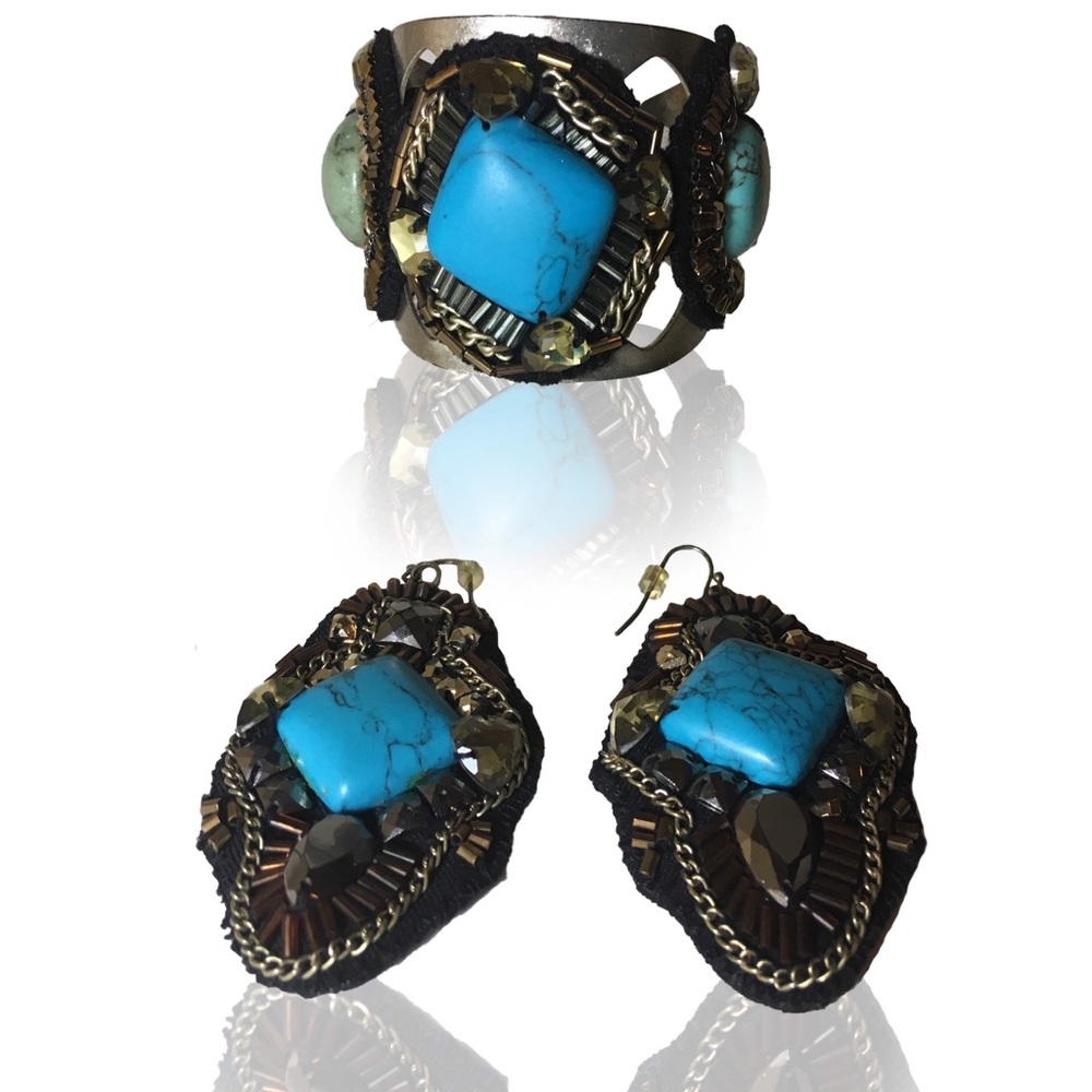 Jessica Simpson “Statement Cuff & Earrings